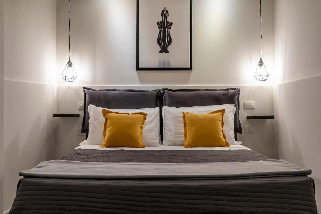 San Marco Pied-A-Terre - Accademia By Wonderful Italy Apartment Venice