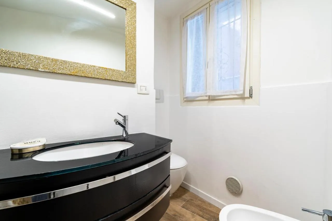 San Marco Pied-A-Terre - Accademia By Wonderful Italy Apartment Venice Italy