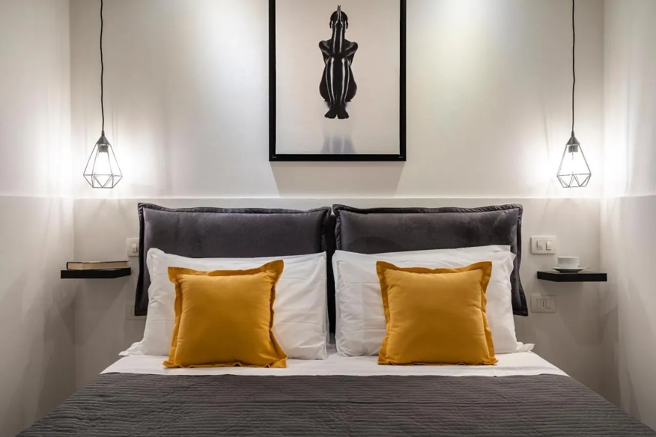 San Marco Pied-A-Terre - Accademia By Wonderful Italy Apartment Venice