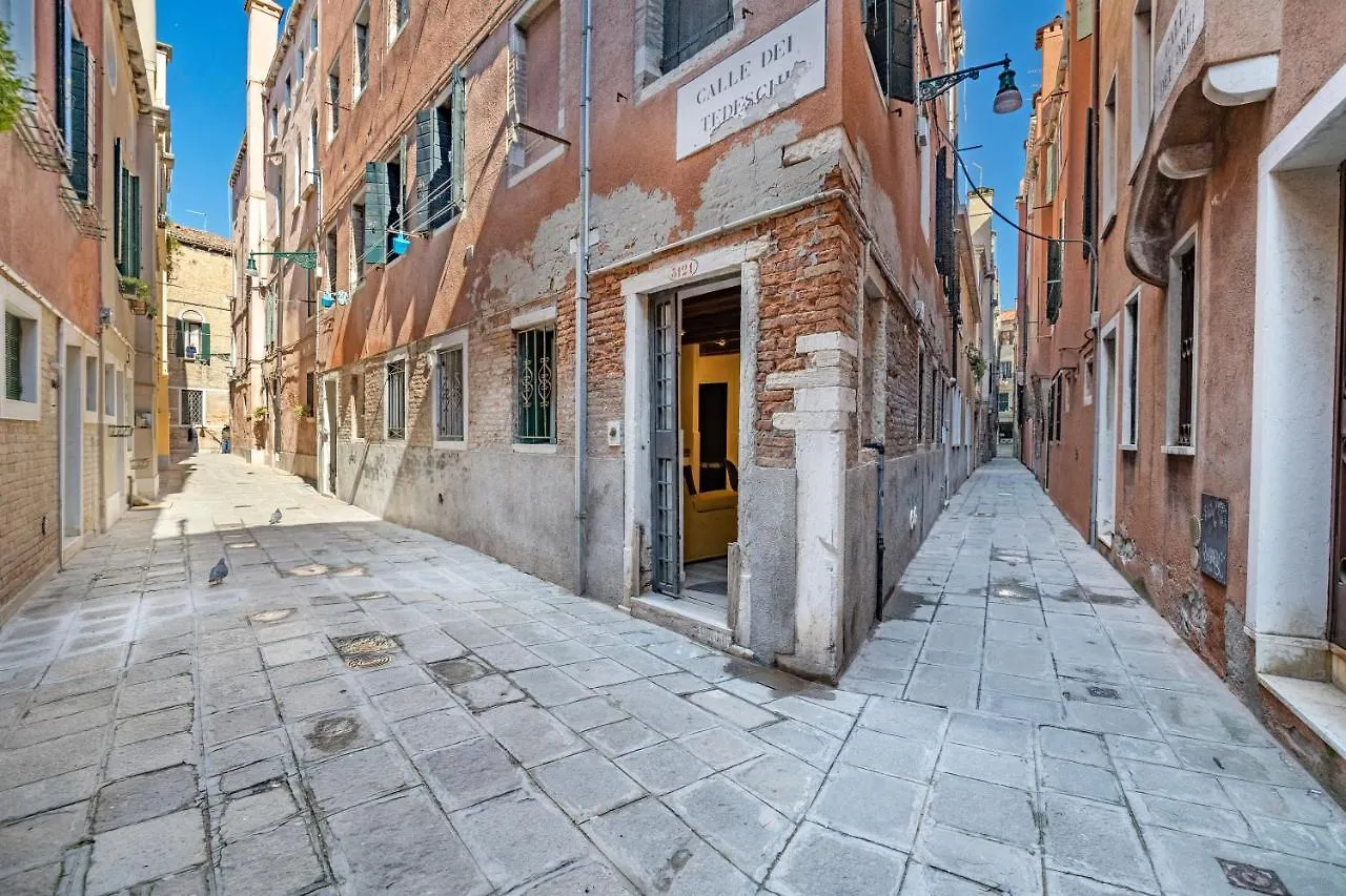 San Marco Pied-A-Terre - Accademia By Wonderful Italy Apartment Venice
